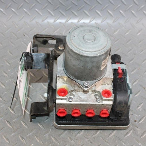 2017-2019 GMC Sierra 1500 ABS Anti-Lock Brake Pump Module Assembly