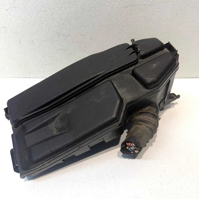 2007-2017 Lexus LS460 Engine Fuse Box OEM