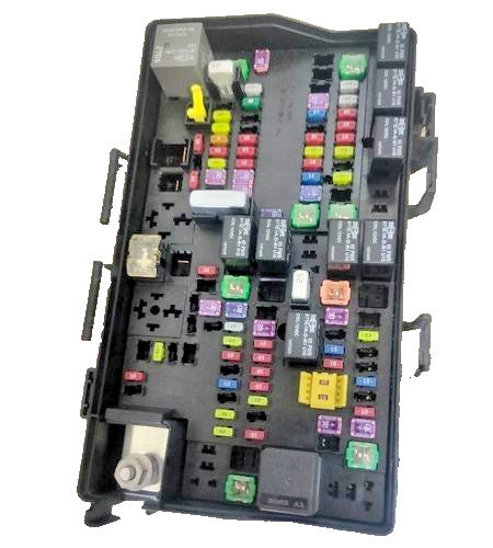 2013-2014 Dodge Ram 1500 Pickup 3.6L Engine Fuse Box Power Distributio