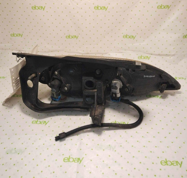 95 96 97 98 99 CHEVY CAVALIER Headlamp Assembly Right
