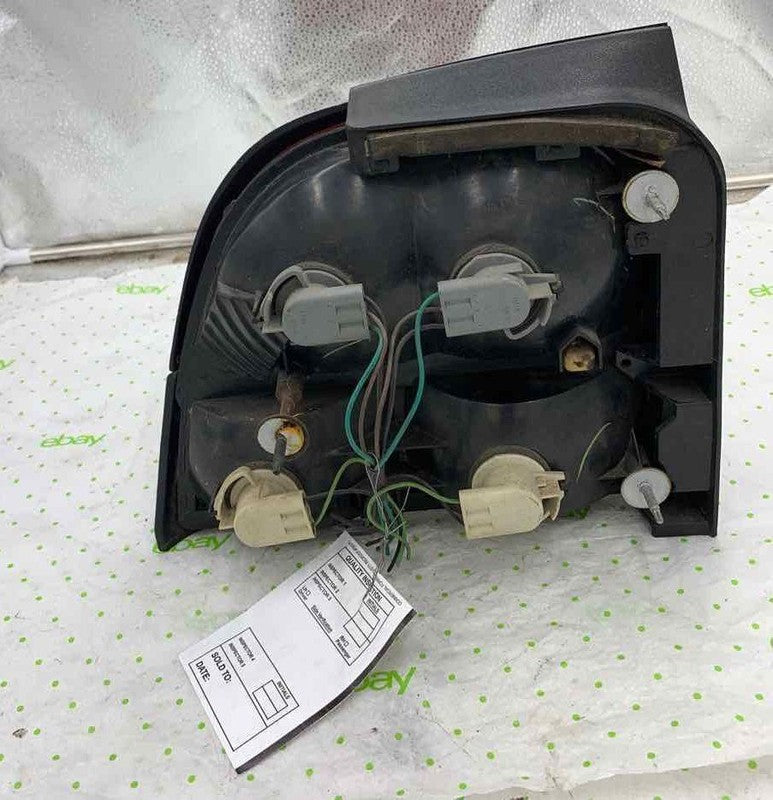 95 OLDS CUTLASS Tail Light Assembly Right