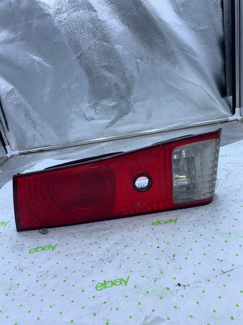 00 01 TOYOTA CAMRY Tail Light Assembly Right passenger side