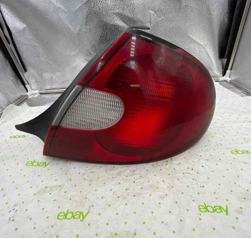 00 01 02 DODGE NEON Tail Light Assembly Right