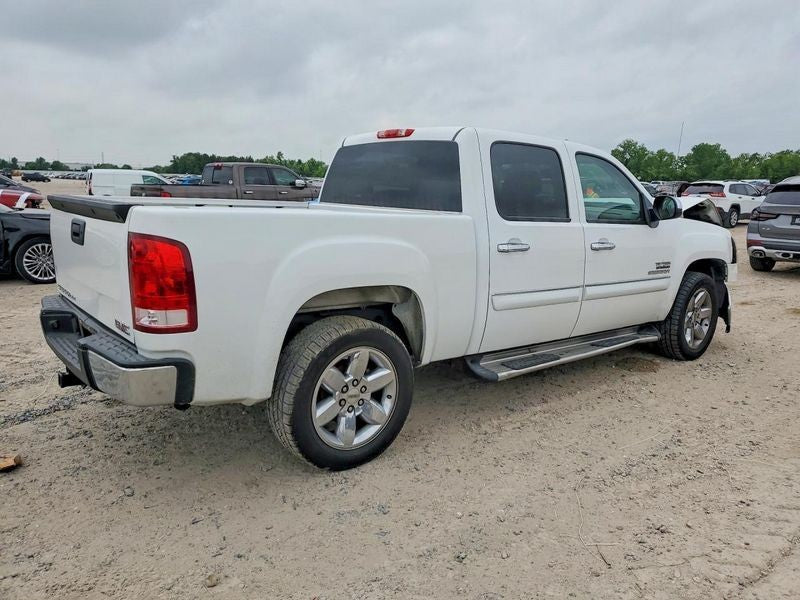 2010-2013 GMC Sierra Denali 1500 Pickup 6.2L Engine Fuse Box