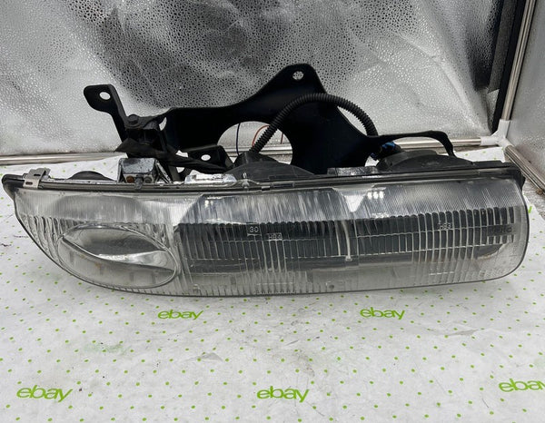 97 (DISCONTINUED) SATURN Headlamp Assembly Right