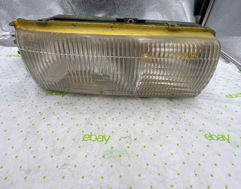 91 92 93 94 95 96 CHEVY CAPRICE Headlamp Assembly Right