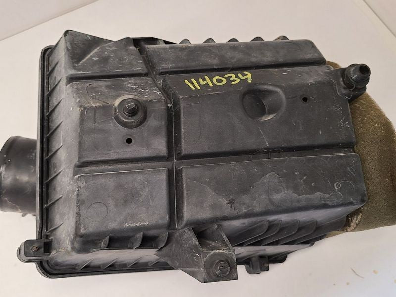 2009-2013 Chevy Silverado 1500 Pickup Air Cleaner Air Filter Housing B