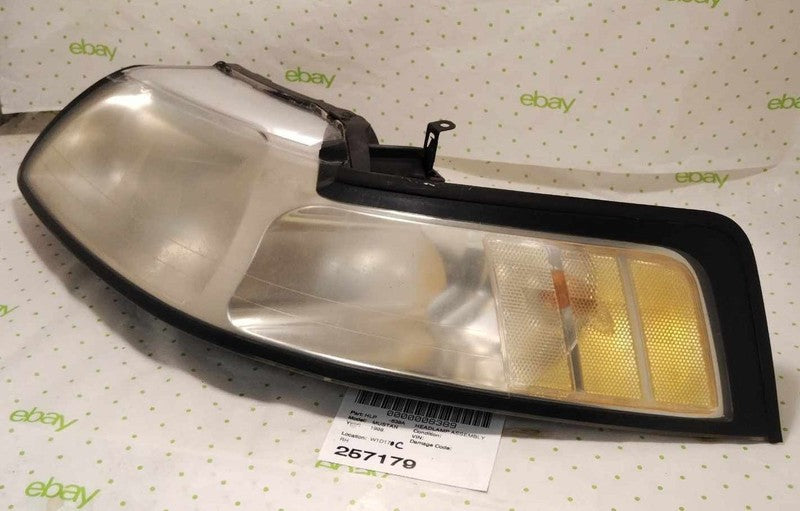 99 00 01 02 03 04 FORD MUSTANG Headlamp Assembly Right
