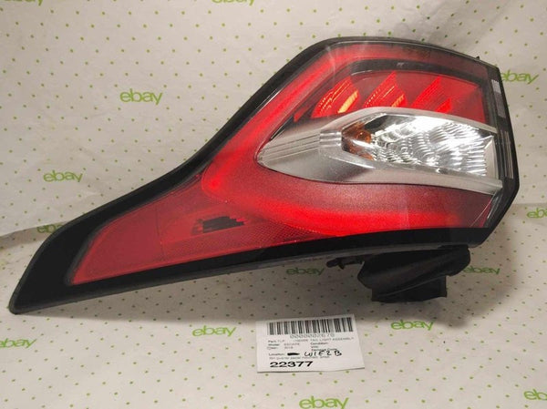 17 18 FORD ESCAPE Tail Light Assembly Right