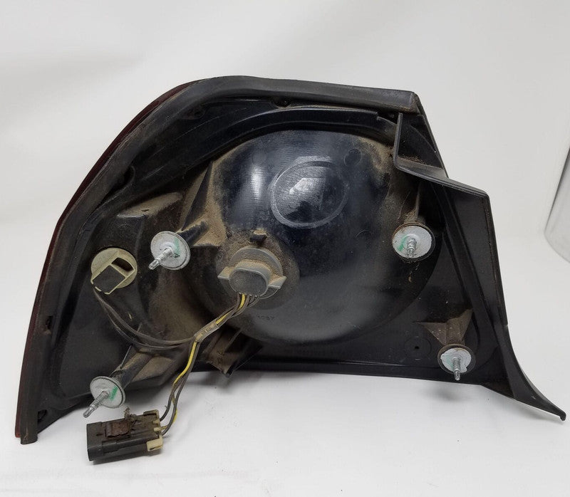04 05 CHEVY IMPALA Tail Light Assembly Left driver side