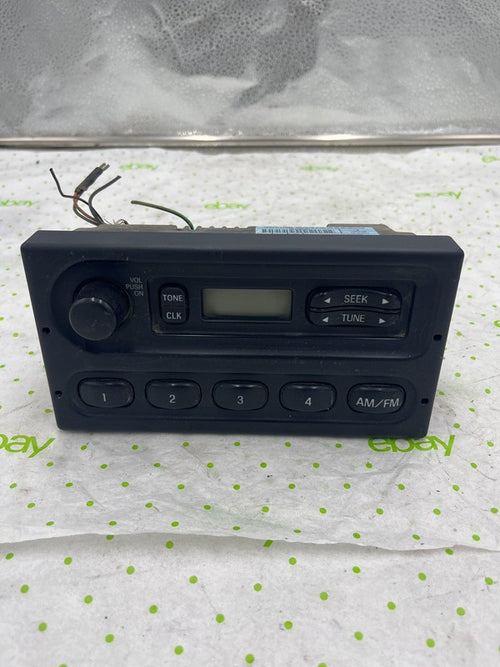 00 FORD PICKUP F150 Radio