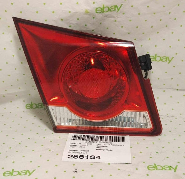 11 12 13 14 15 16 CHEVY CRUZE Tail Light Assembly Left lid mounted