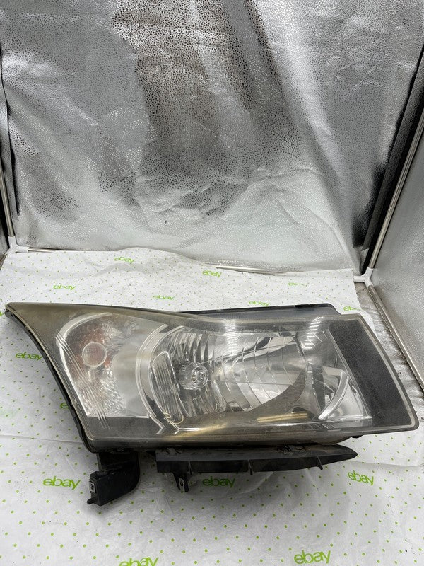 11 12 CHEVY CRUZE Headlamp Assembly Right passenger side