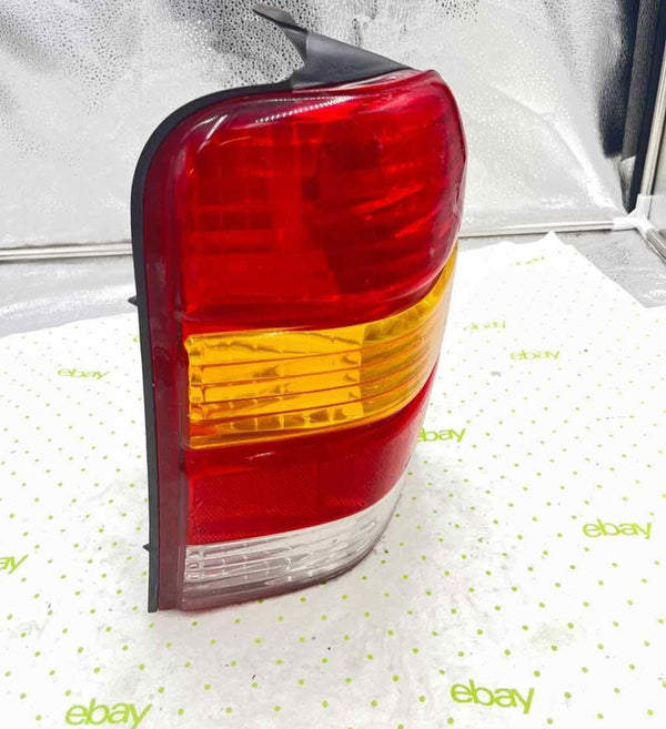 01 02 03 04 05 06 07 FORD ESCAPE Tail Light Assembly Left driver side
