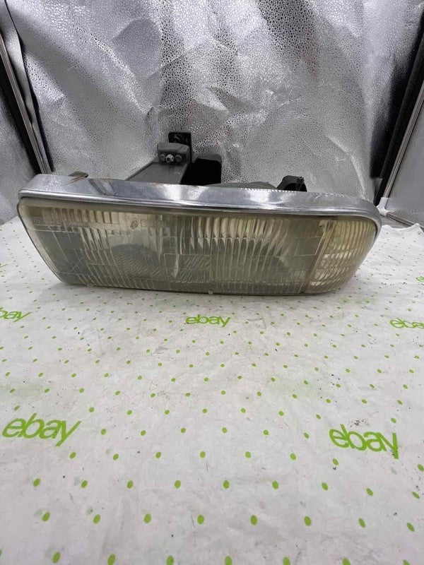98 99 00 01 02 03 04 05 BLAZER S10/JIMMY S15 Headlamp Assembly Left
