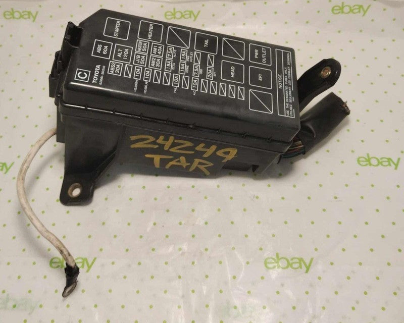03 TOYOTA TACOMA Cabin Fuse Box
