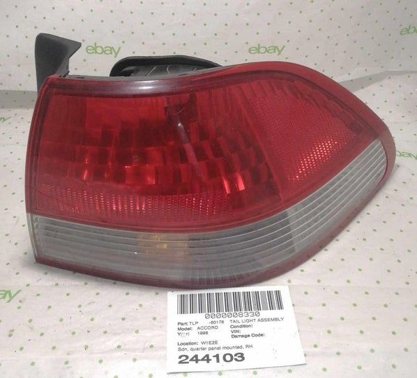 98 99 00 HONDA ACCORD Tail Light Assembly Right