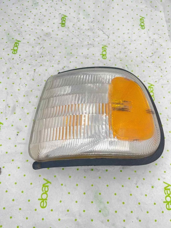 95 (DISCONTINUED) DODGE VAN (FULL SIZE) Front Lamp Left