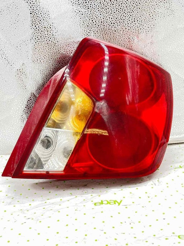 04 05 06 07 08 SUZUKI FORENZA Tail Light Assembly Right passenger side