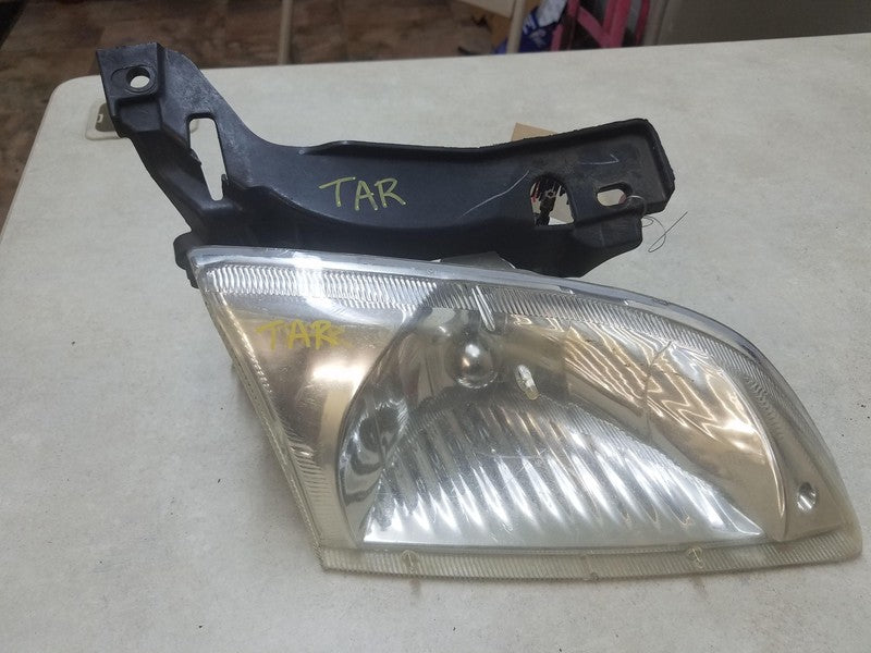 95 96 97 98 99 CHEVY CAVALIER Headlamp Assembly Right passenger side