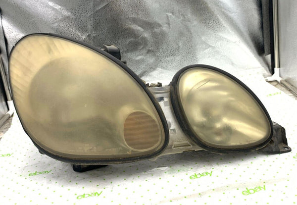 98 99 00 LEXUS GS400 Headlamp Assembly Right pssngr