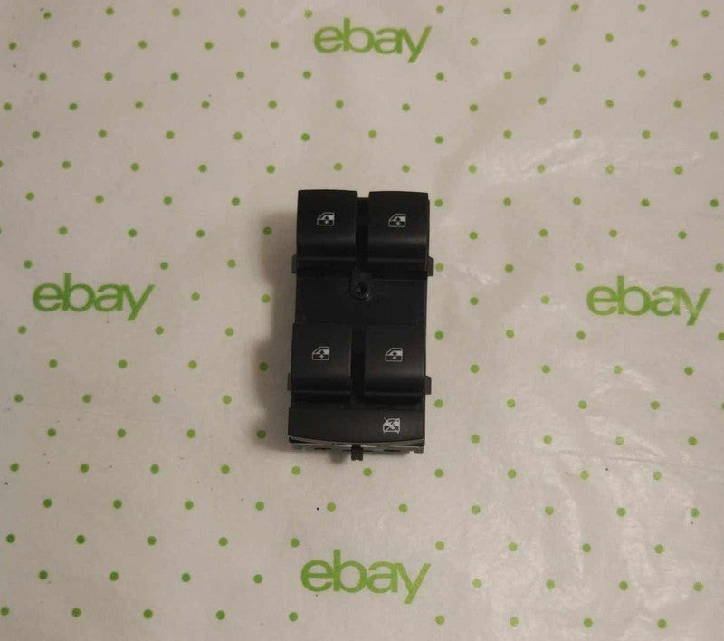 18 CHEVY CRUZE Front Door Regulator Left