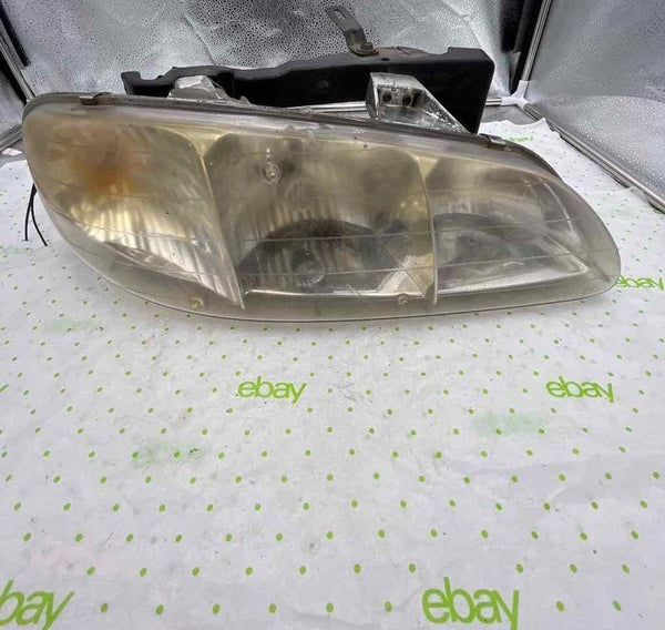 96 97 98 PONTIAC GRAND AM Headlamp Assembly Right