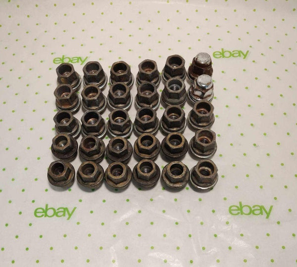 06 KIA AMANTI Lug Nuts (30 UNITS)