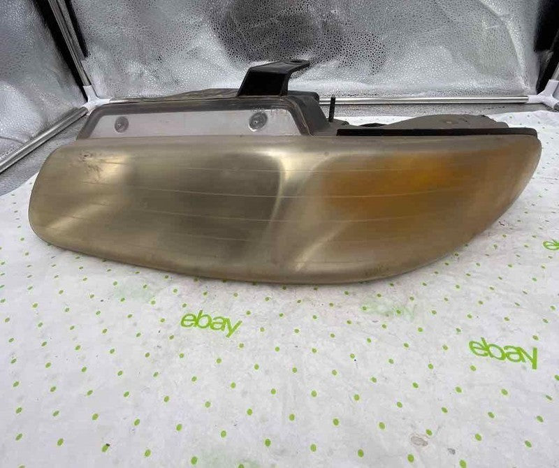 96 97 98 99 00 DODGE CARAVAN Headlamp Assembly Left