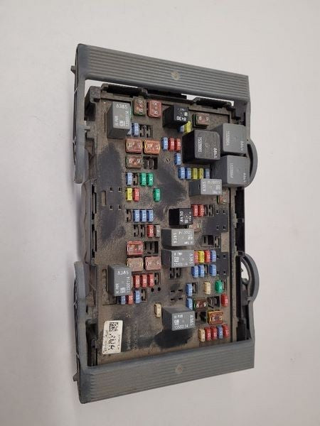 2010-2013 Chevy Silverado 1500 Pickup Engine Fuse Box