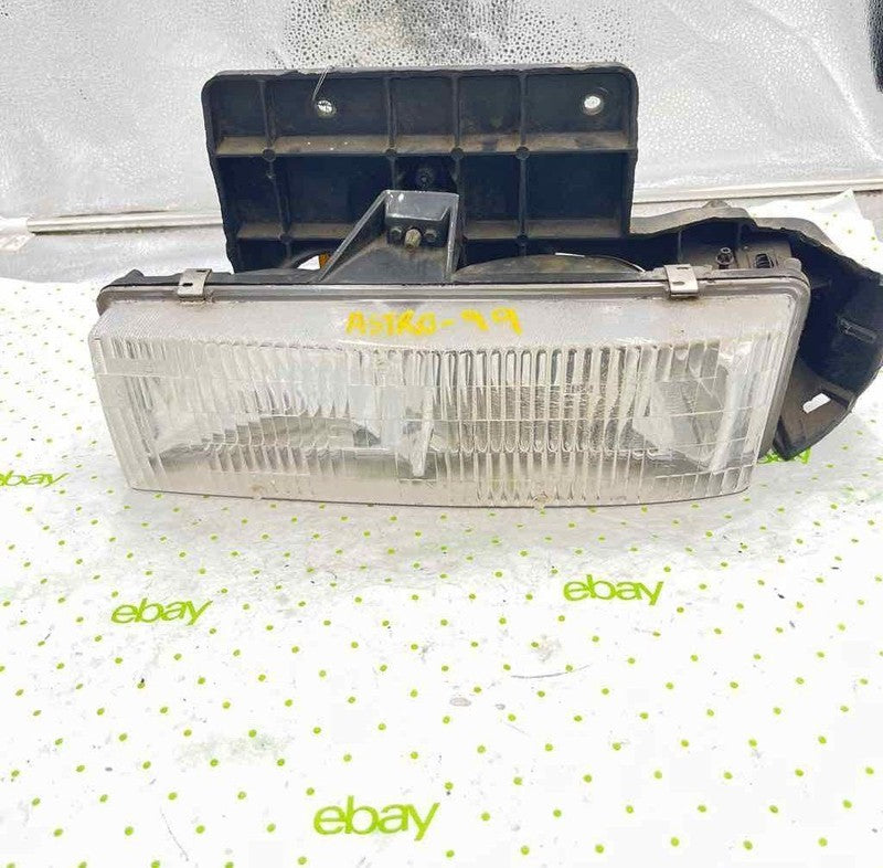 95 96 97 98 99 00 01 02 03 04 05 CHEVY ASTRO Headlamp Assembly Left