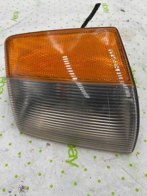 95 JEEP GRAND CHEROKEE Turn Signal Assembly left passenger side