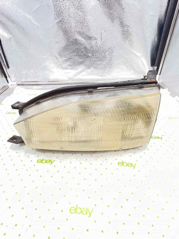 92 93 94 TOYOTA CAMRY Headlamp Assembly Left driver side