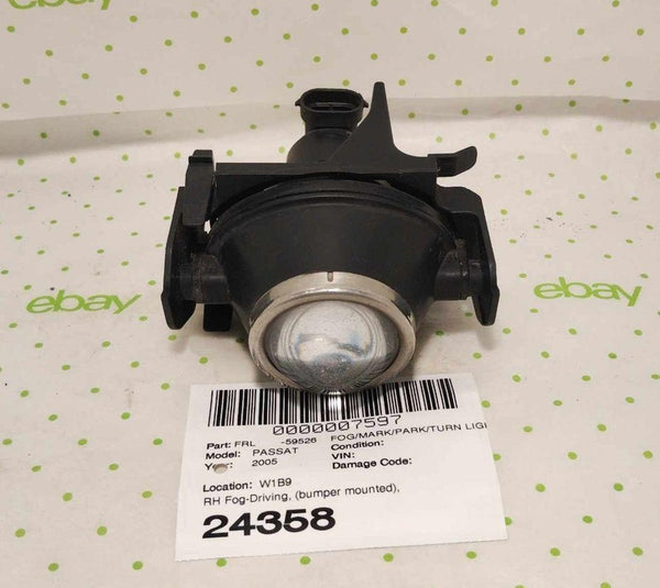 01 02 03 04 05 VW PASSAT Fog/mark/park/turn Light/lamp Right