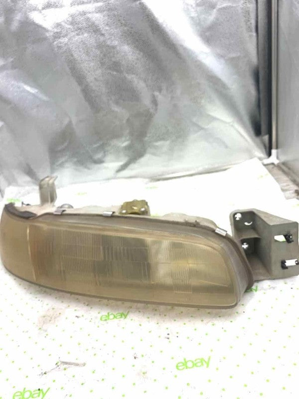 93 94 95 96 97 MAZDA 626 Headlamp Assembly Right passenger side