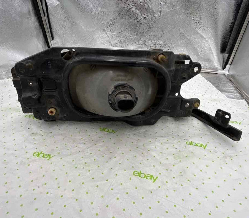88 89 MAZDA 323 Headlight Assembly Right passenger side