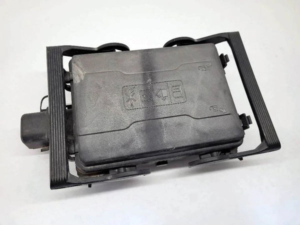 2014-2017 Chevy Silverado 1500 Pickup Engine Fuse Box OEM