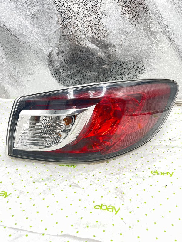 10 MAZDA 3 Tail Light Assembly Right