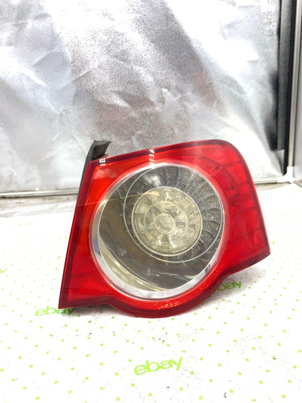06 07 08 VW PASSAT Tail Light Assembly Right passenger side
