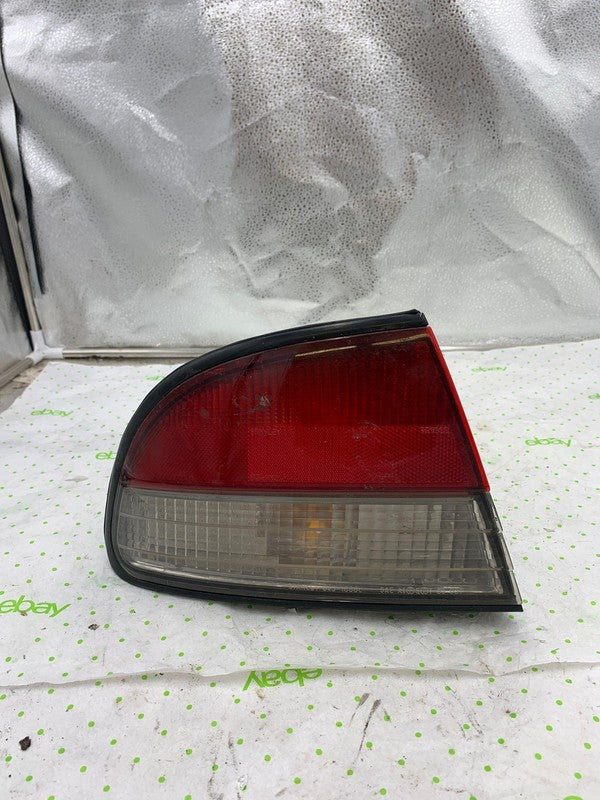 97 98 MITSUBISHI GALANT Tail Light Assembly Left driver side