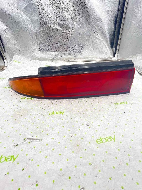 95 96 97 INFINITI J30 Tail Light Assembly Left driver side
