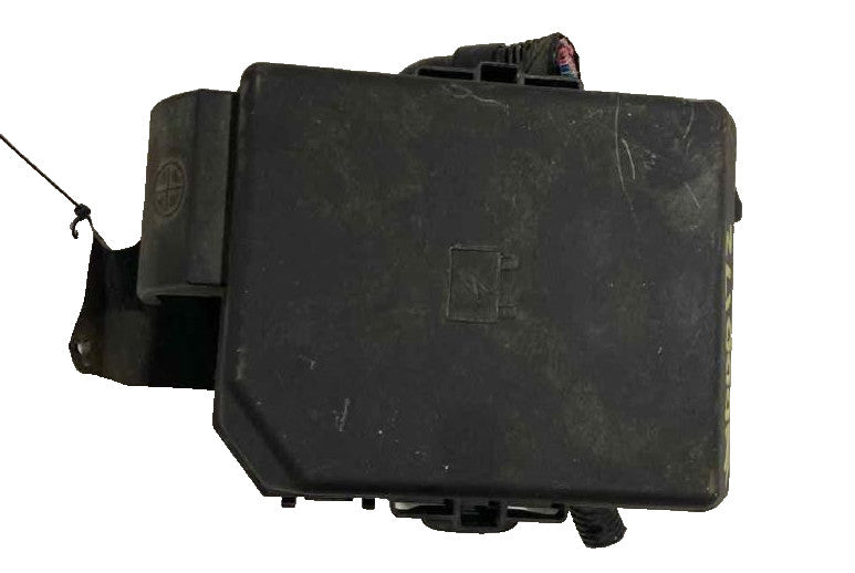 2008-2011 Chevrolet Impala Engine Fuse Box Relay Module Without Police