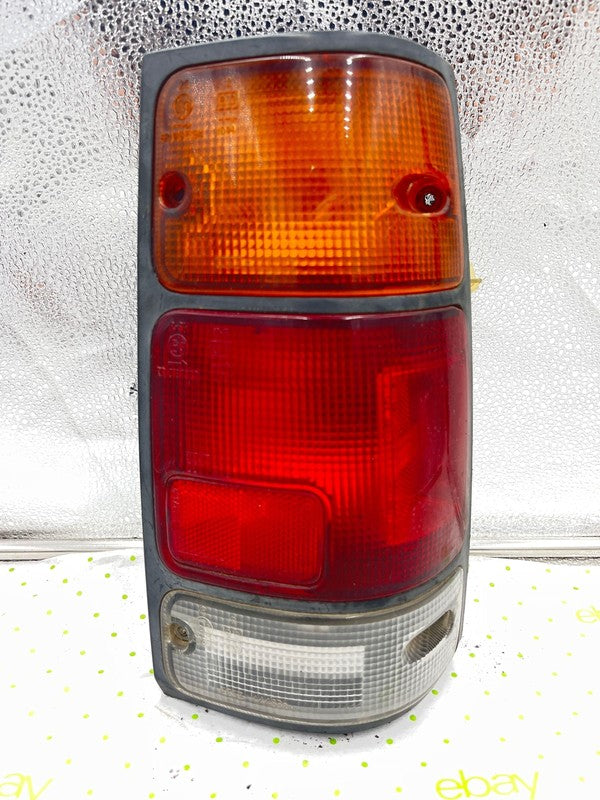 88-97 ISUZU RODEO Tail Light Assembly Right passenger side
