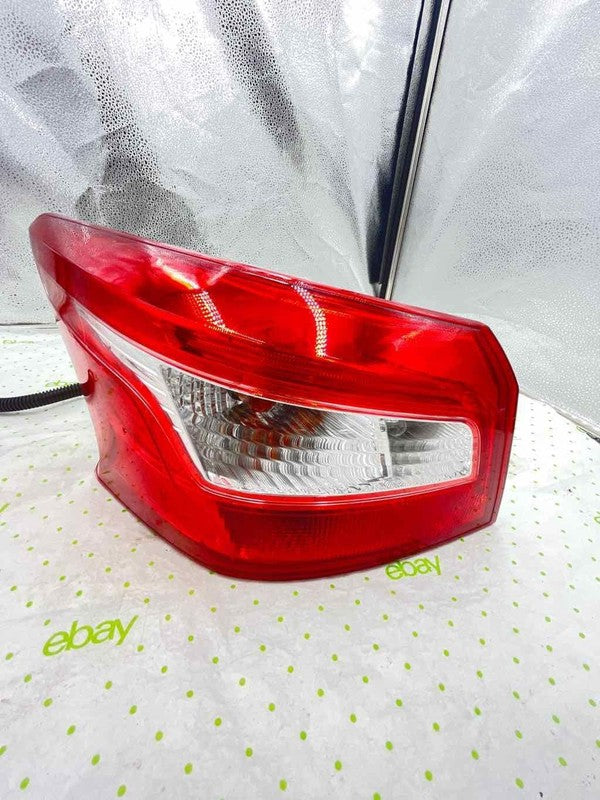 16 17 18 19 NISSAN SENTRA Tail Light Assembly Left driver side