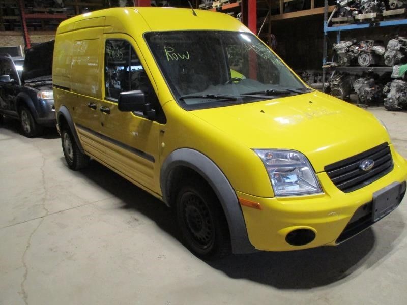 2010-2013 Ford Transit Connect Right Side Passenger Headlight Headlamp