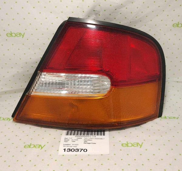 1998-1999 Nissan Altima Right Side Passenger Quarter Panel Mounted Tai