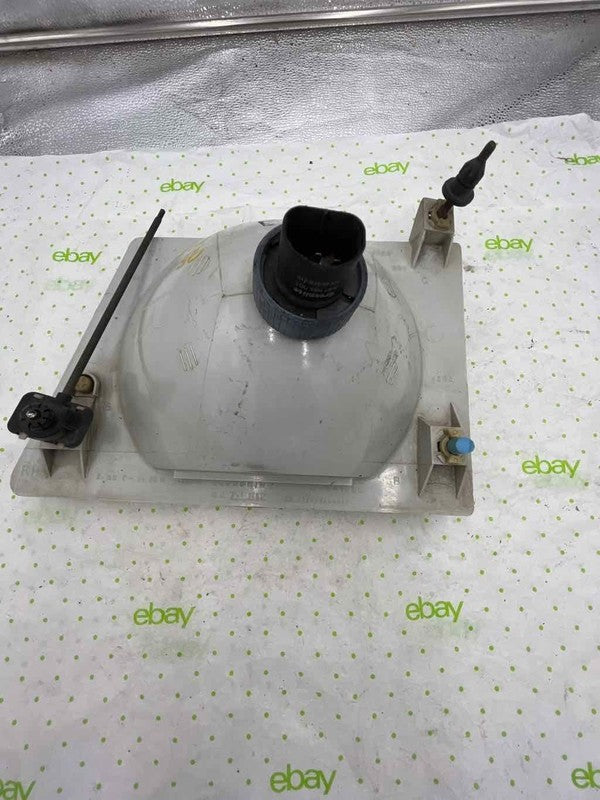 95 (DISCONTINUED) FORD VAN (FULL SIZE) Headlamp Assembly Right passeng