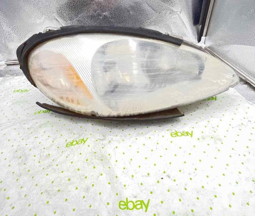 01 02 03 04 05 CHRYSLER PT CRUISER Headlamp Assembly Right passenger s