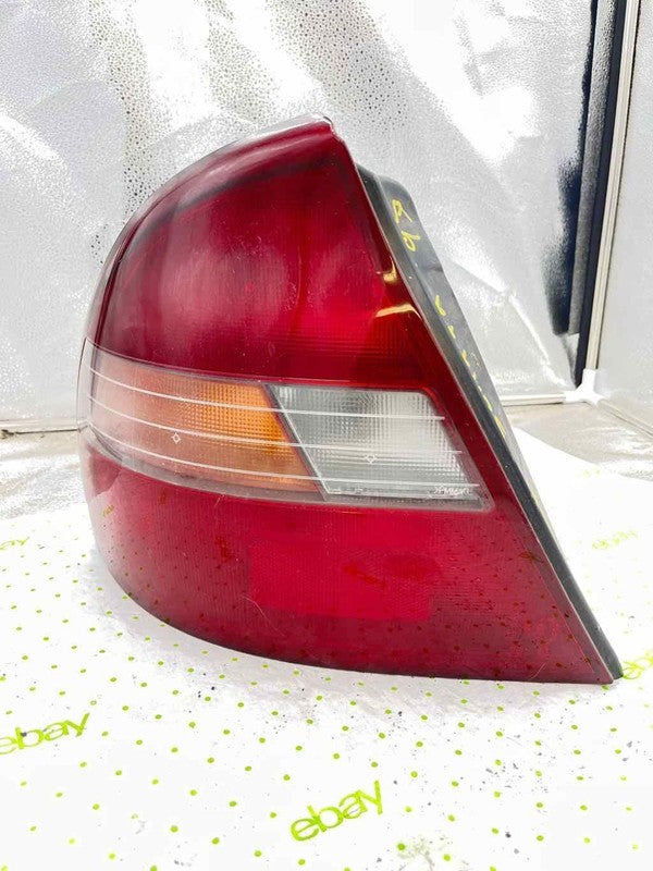 97 98 HYUNDAI SONATA Tail Light Assembly Left
