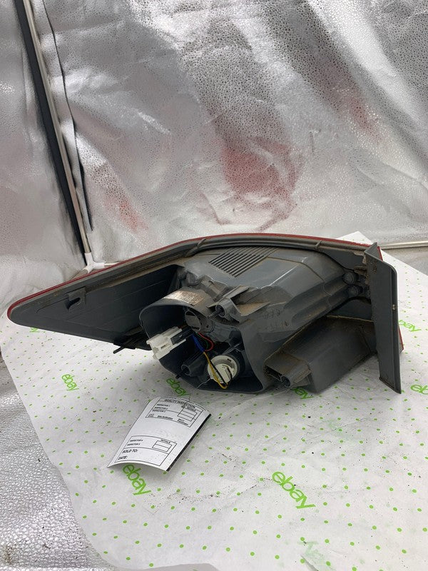 10 11 12 13 KIA FORTE Tail Light Assembly Right passenger side